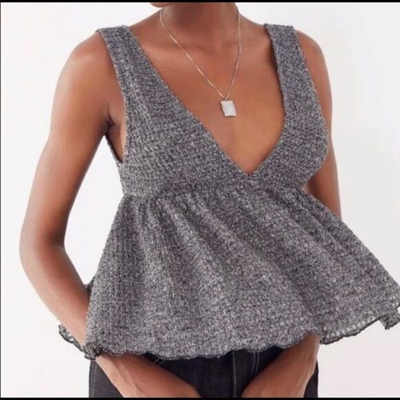 URBAN OUTFITTERS UO white Marin deep V peplum top size XS - Picture 5 of 9